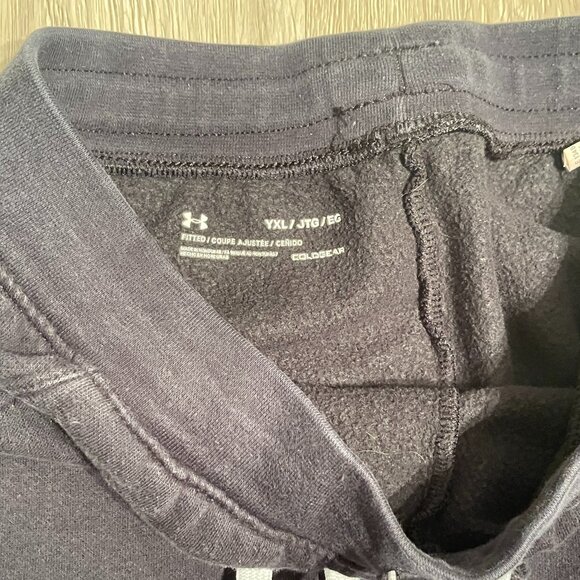 Size Small Mens Under Armour jogging pants - Picture 6 of 10